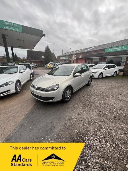 Used Volkswagen Golf 2009 for sale - 76547433: Photo 2