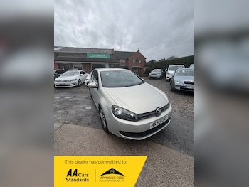 Used Volkswagen Golf 2009 for sale - 76547433: Photo