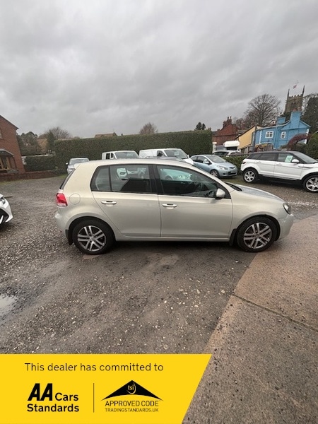 Used Volkswagen Golf 2009 for sale - 76547433: Photo 5