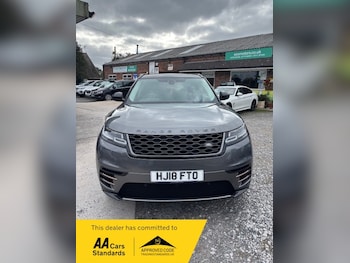 2018 - R-DYNAMIC S -WOW WHAT A CAR-SAT NAVIGATION-HEATED SEATS-UPGRADED SOUND SYST 5-Door