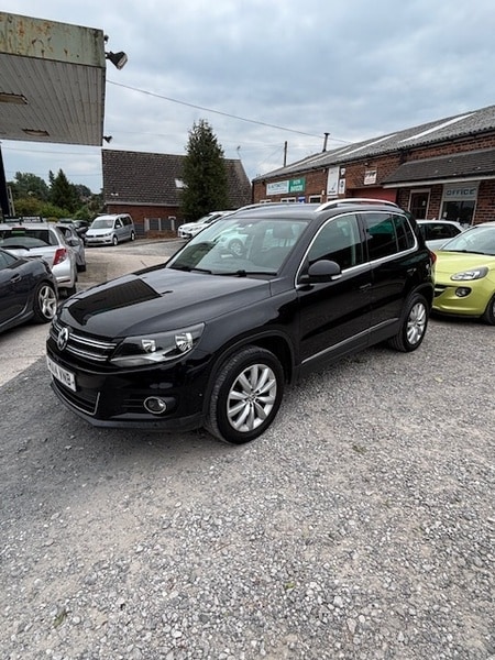 Used Volkswagen Tiguan 2014 for sale - 75676275: Photo 2