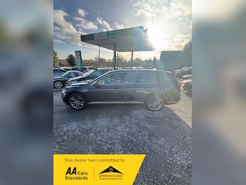 Used Volkswagen Passat 2017 for sale - 76740921: Photo