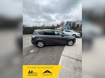 Used Ford S-Max 2015 for sale - 77409238: Photo