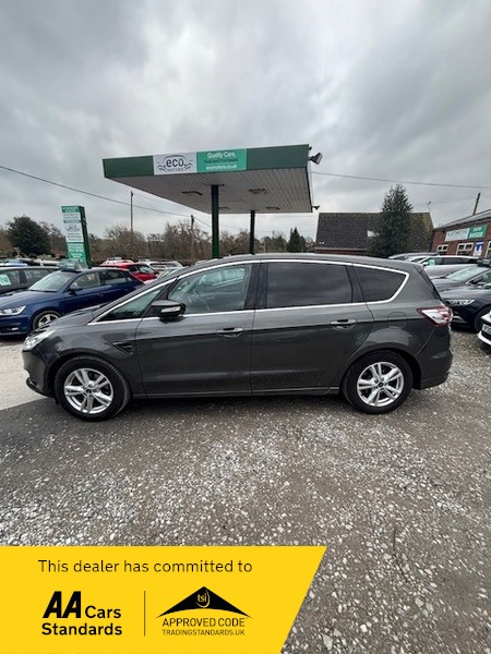 Used Ford S-Max 2015 for sale - 77409238: Photo 4