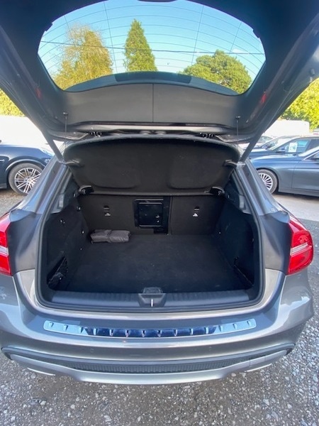 Used Mercedes-Benz GLA 2015 for sale - 76396702: Photo 9