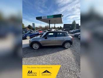 Used MINI Hatch 2016 for sale - 79203104: Photo