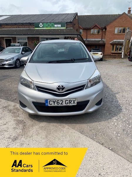 Used Toyota Yaris 2012 for sale - 71750623: Photo 1