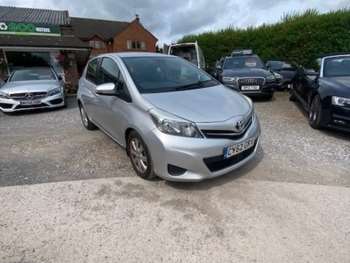 Used Toyota Yaris 2012 for sale - 71750623: Photo