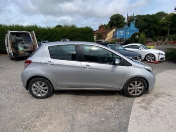 Used Toyota Yaris 2012 for sale - 71750623: Photo
