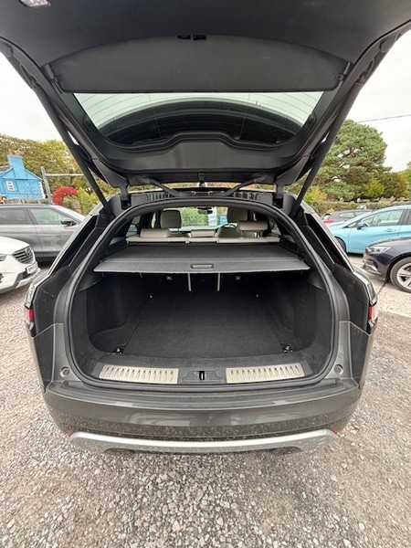 Used Land Rover Range Rover Velar 2018 for sale - 76224195: Photo 9