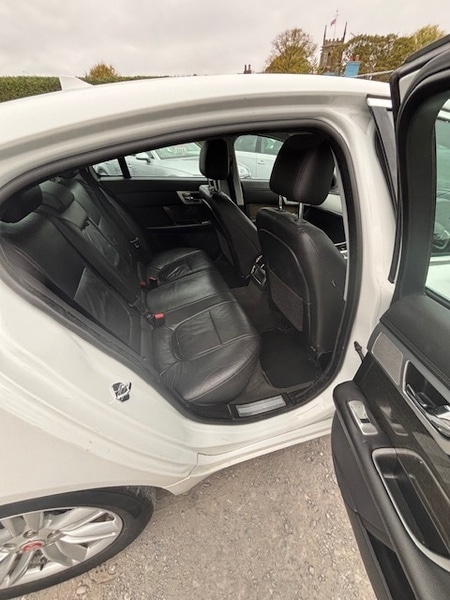 Used Jaguar XF 2015 for sale - 76313358: Photo 12