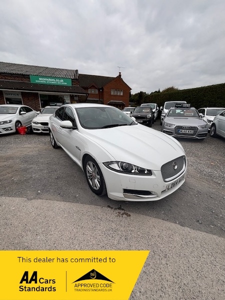 Used Jaguar XF 2015 for sale - 76313358: Photo 2