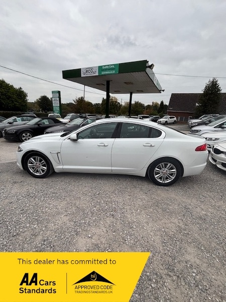 Used Jaguar XF 2015 for sale - 76313358: Photo 5