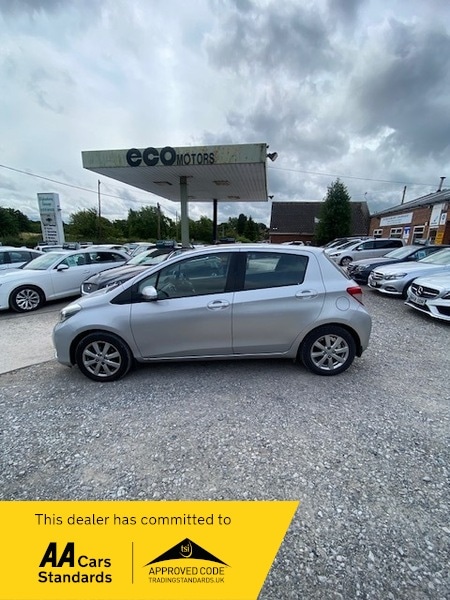 Used Toyota Yaris 2012 for sale - 77655887: Photo 5