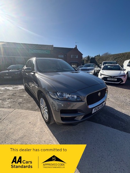 Used Jaguar F-Pace 2016 for sale - 77921018: Photo 2