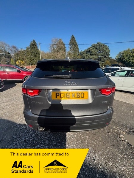 Used Jaguar F-Pace 2016 for sale - 77921018: Photo 8