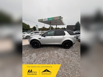 Used Land Rover Discovery Sport 2016 for sale - 76119461: Photo 4