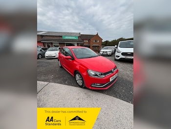 Used Volkswagen Polo 2014 for sale - 79203096: Photo