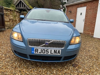 Used Volvo V50 2005 for sale - 77548651: Photo