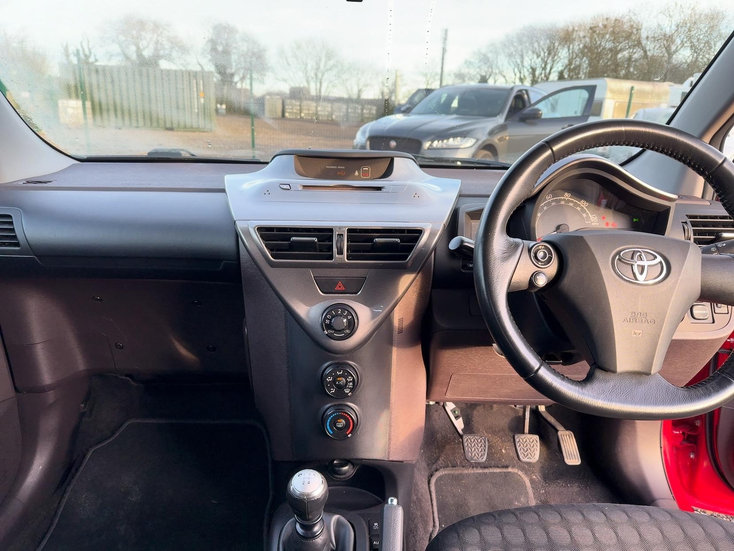 Used Toyota IQ 2010 for sale - 77048032: Photo 10