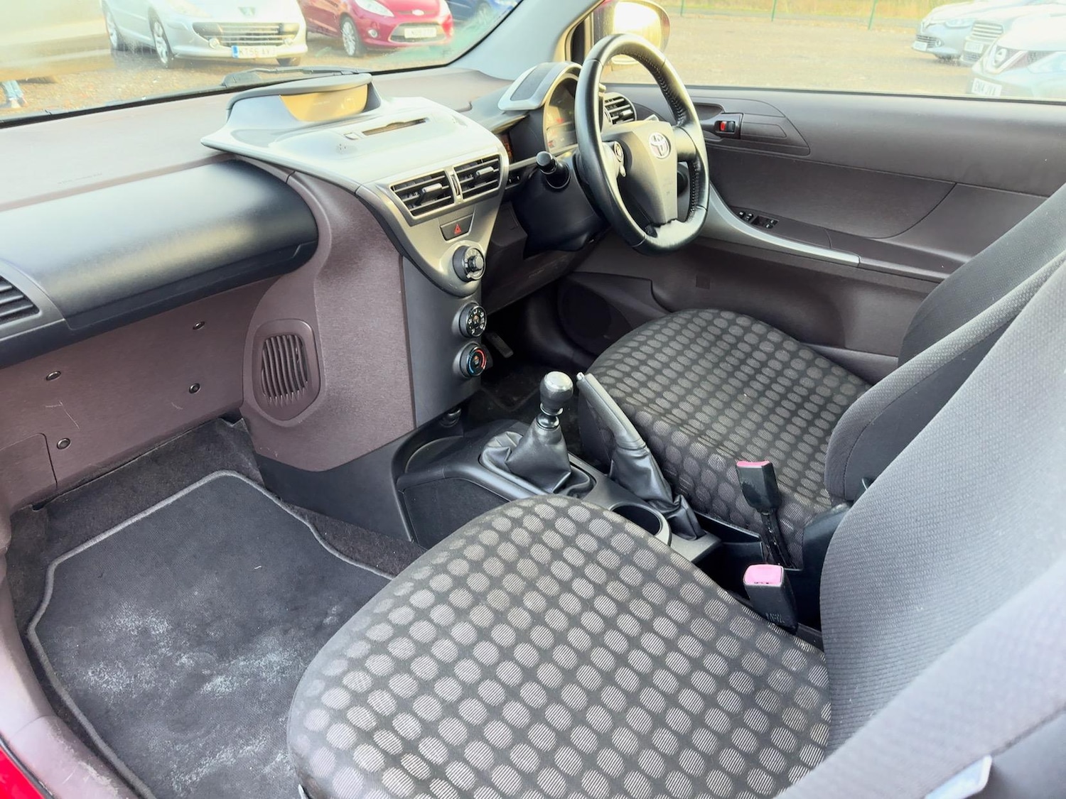 Used Toyota IQ 2010 for sale - 77048032: Photo 18