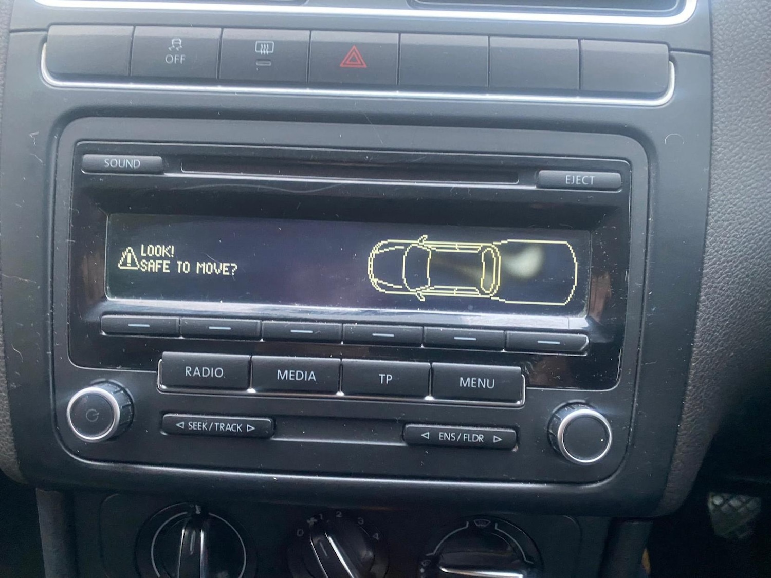 Used Volkswagen Polo 2013 for sale - 76818124: Photo 10