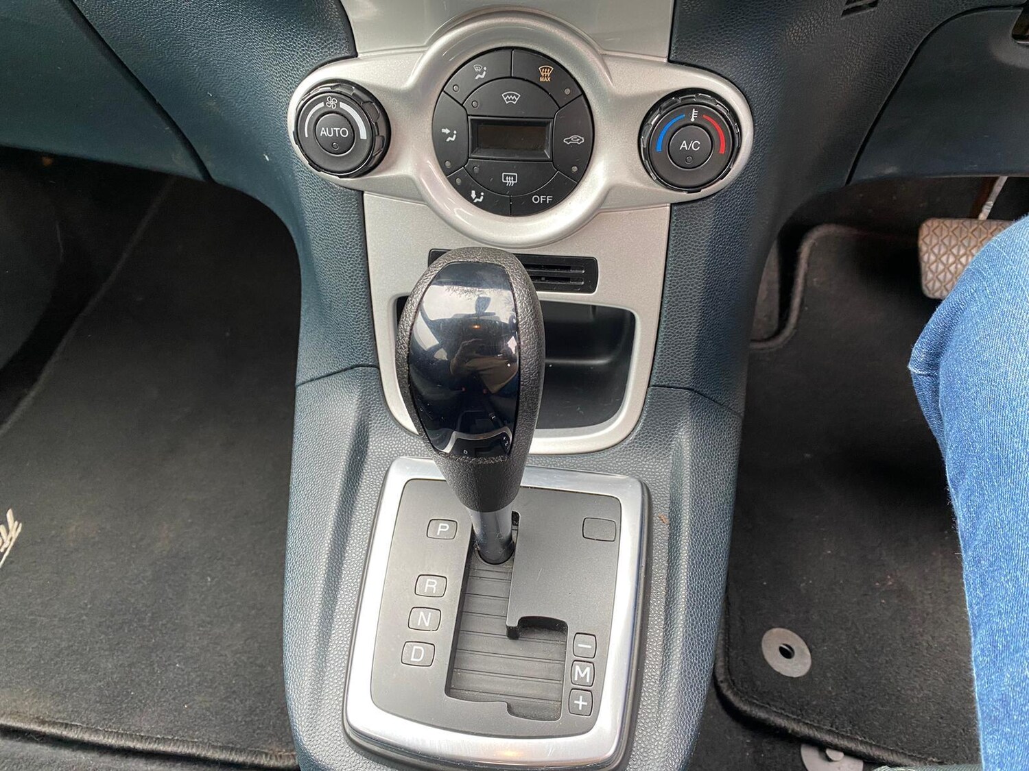 Used Ford Fiesta 2012 for sale - 77903531: Photo 10