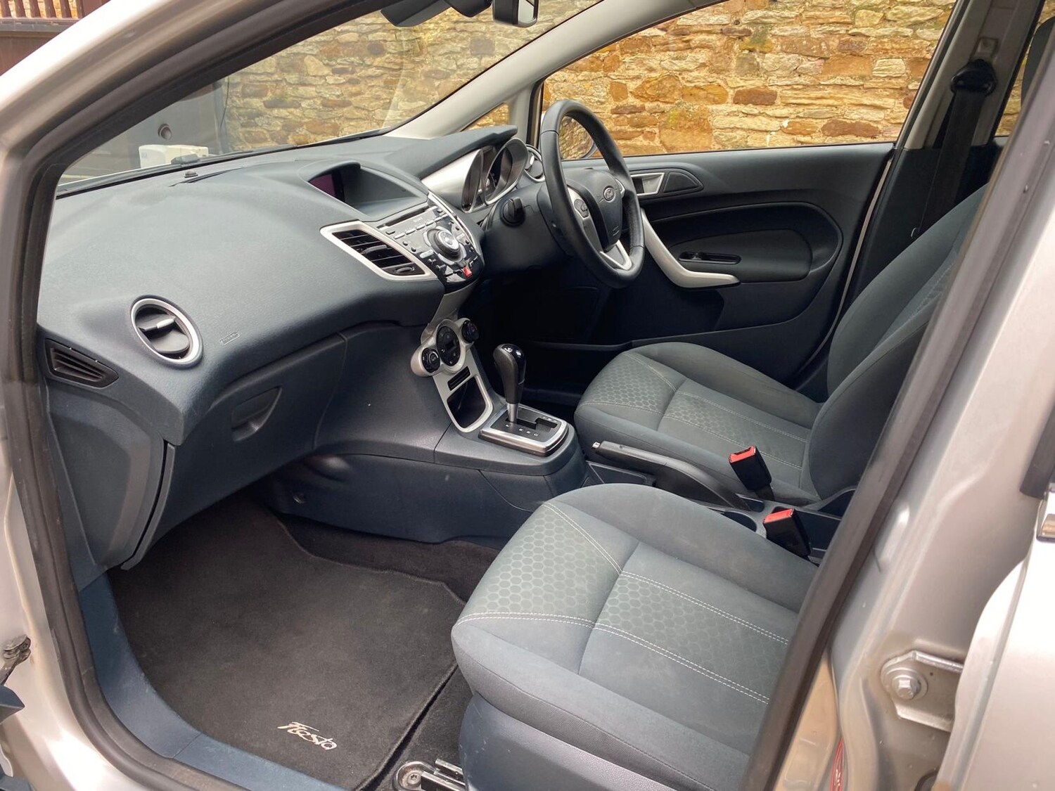 Used Ford Fiesta 2012 for sale - 77903531: Photo 11