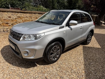Used Suzuki Vitara 2015 for sale - 79344333: Photo