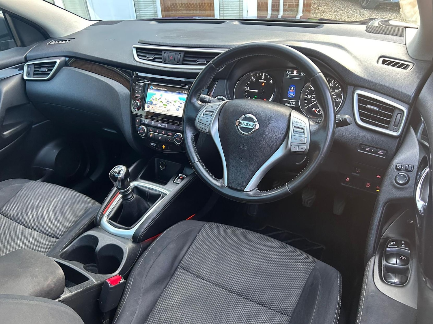 Used Nissan Qashqai 2015 for sale - 77822700: Photo 9