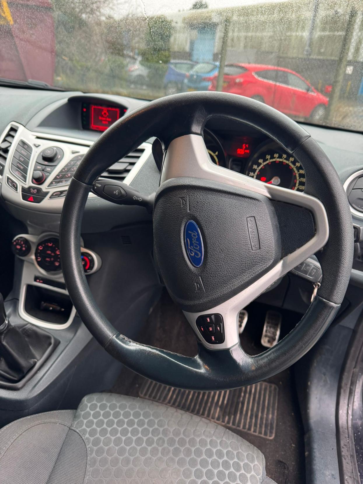 Used Ford Fiesta 2010 for sale - 77644127: Photo 17