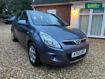 Used Hyundai i20 2012 for sale - 77371088: Photo