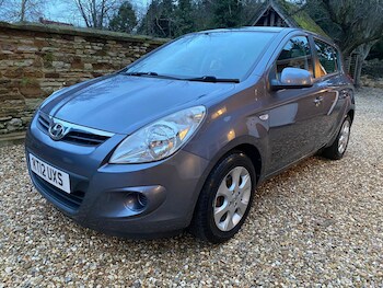 Used Hyundai i20 2012 for sale - 77371088: Photo