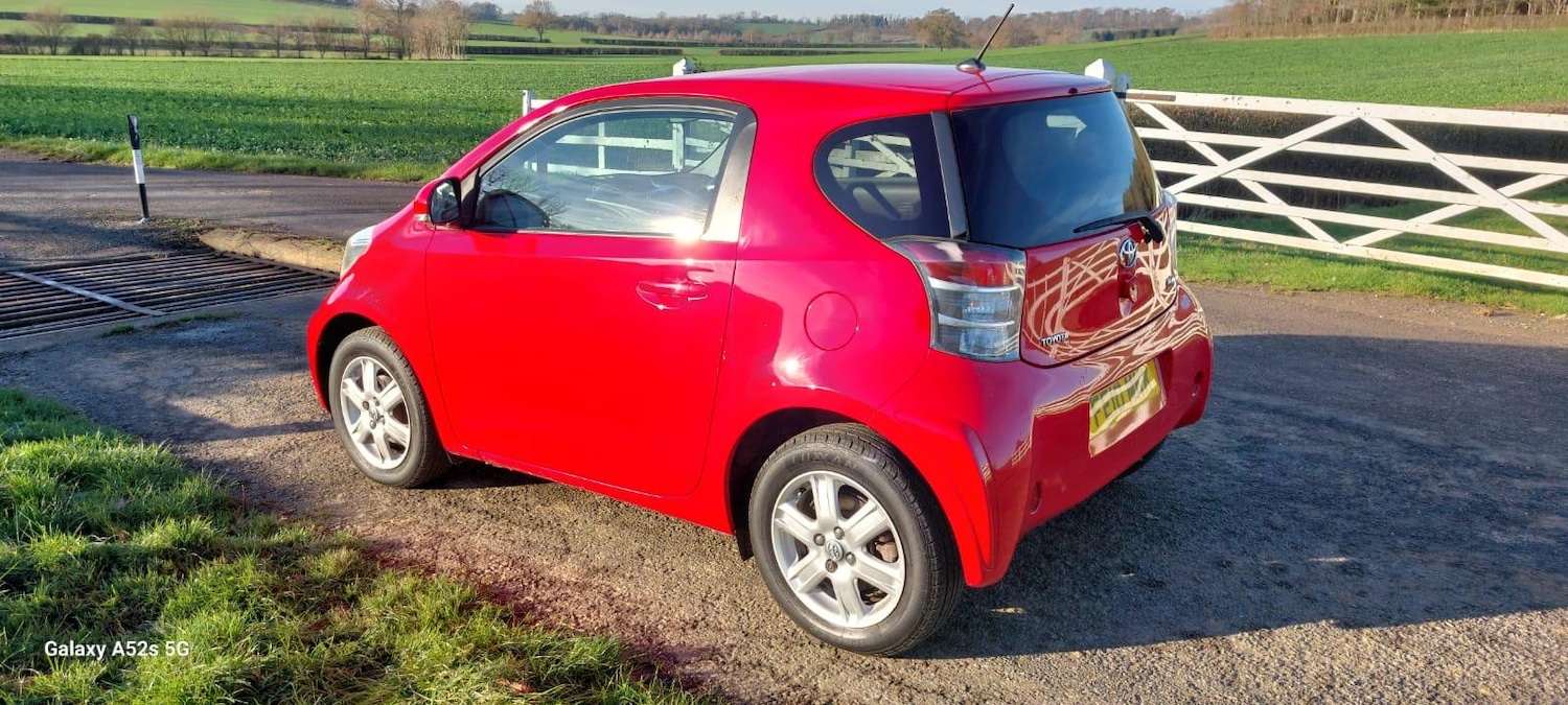 Used Toyota IQ 2010 for sale - 76782125: Photo 3