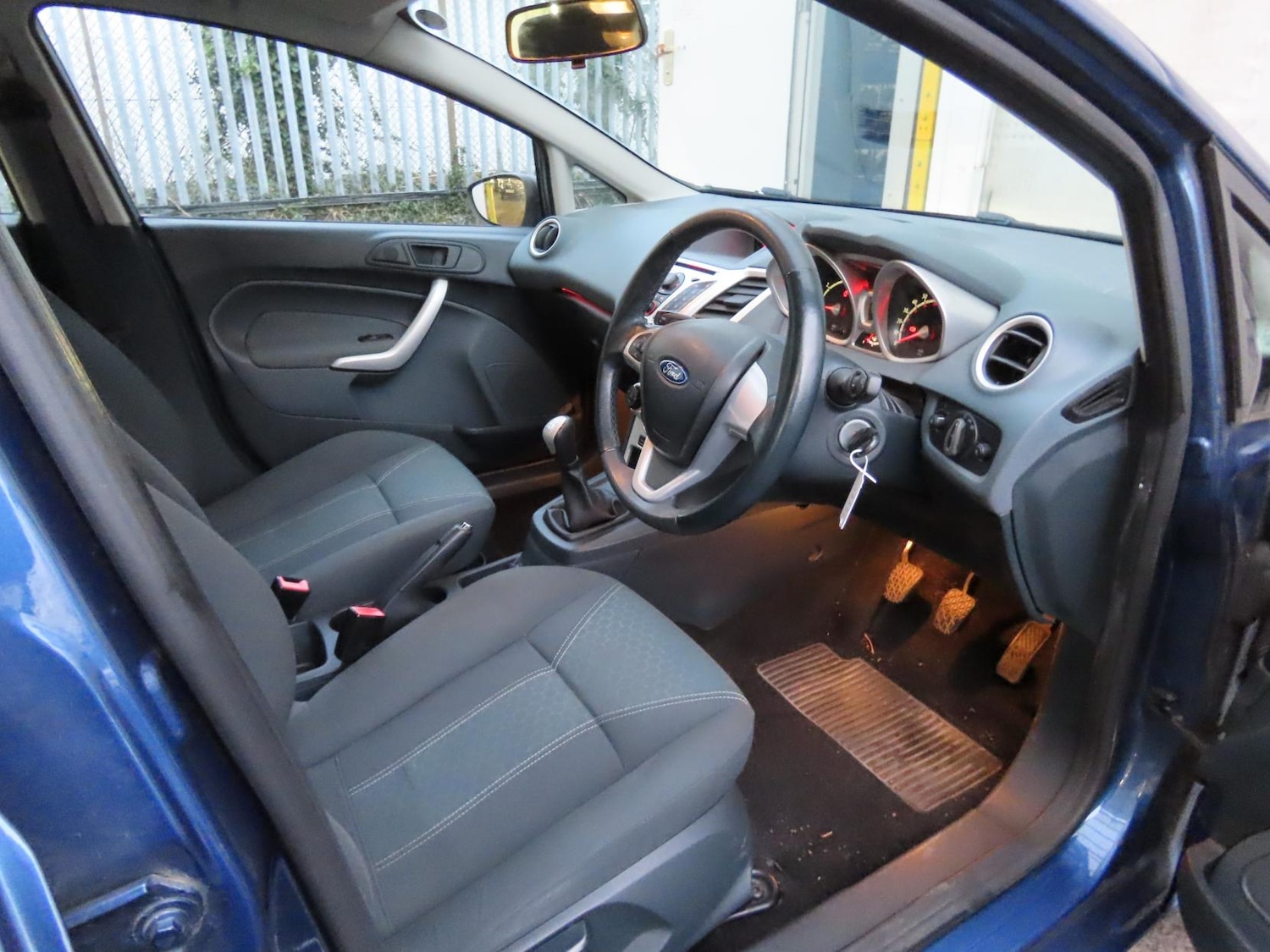 Used Ford Fiesta 2009 for sale - 76908415: Photo 11