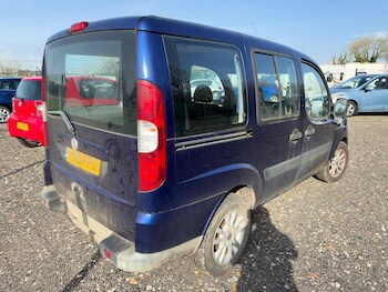 Used Fiat Doblo 2010 for sale - 77669442: Photo