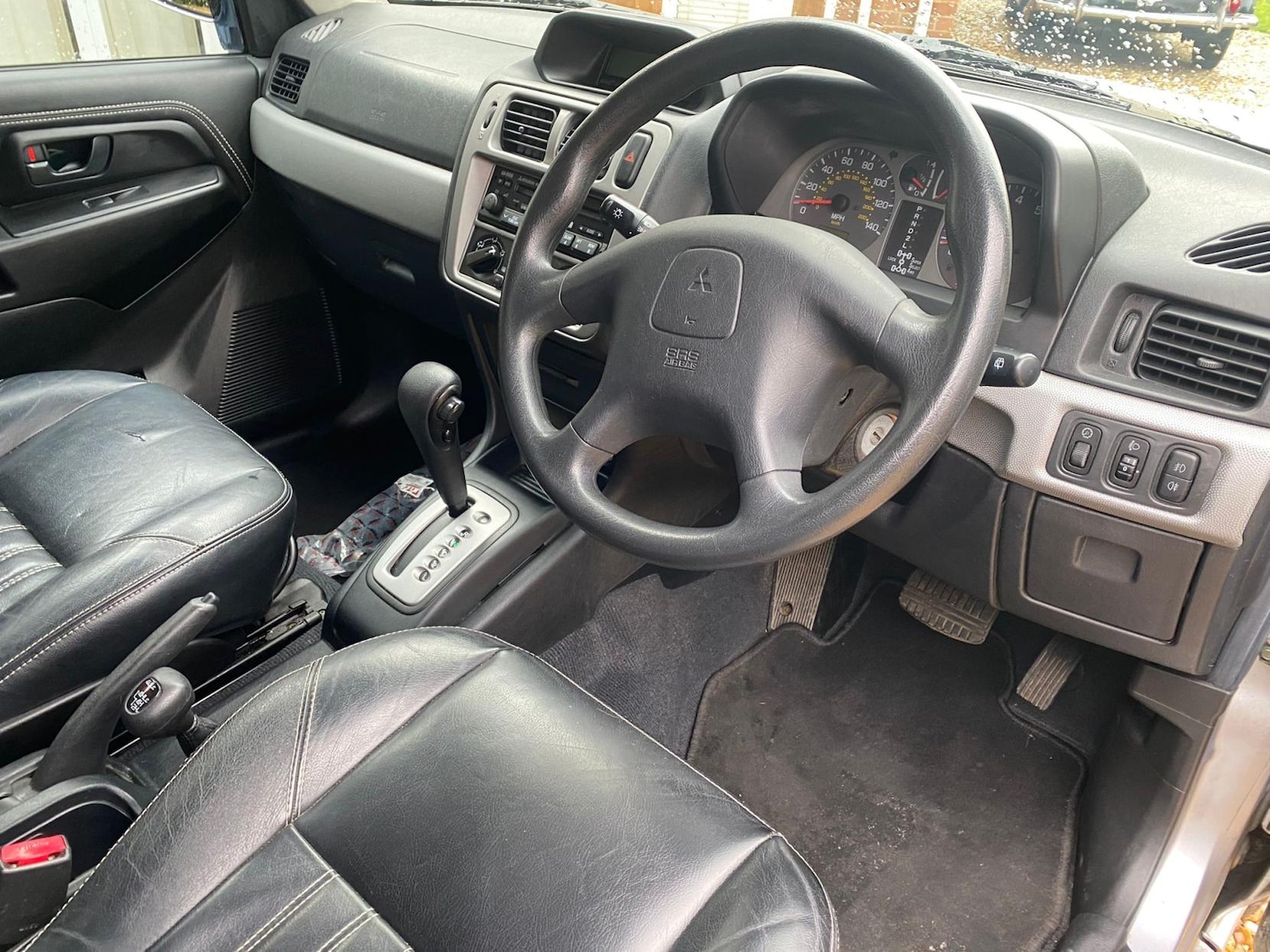 Used Mitsubishi Shogun 2004 for sale - 77570234: Photo 6