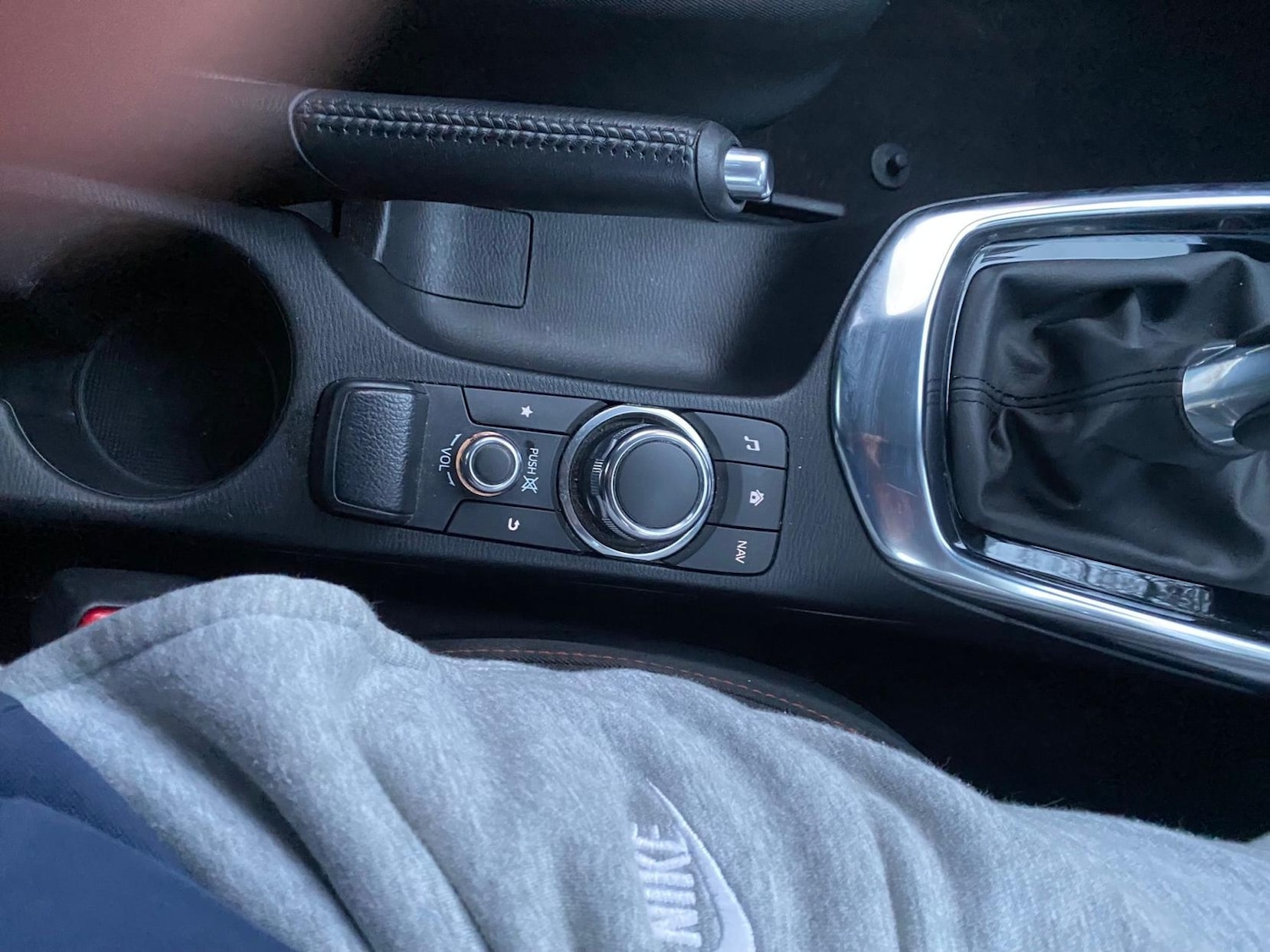 Used Mazda Mazda2 2016 for sale - 76960683: Photo 12