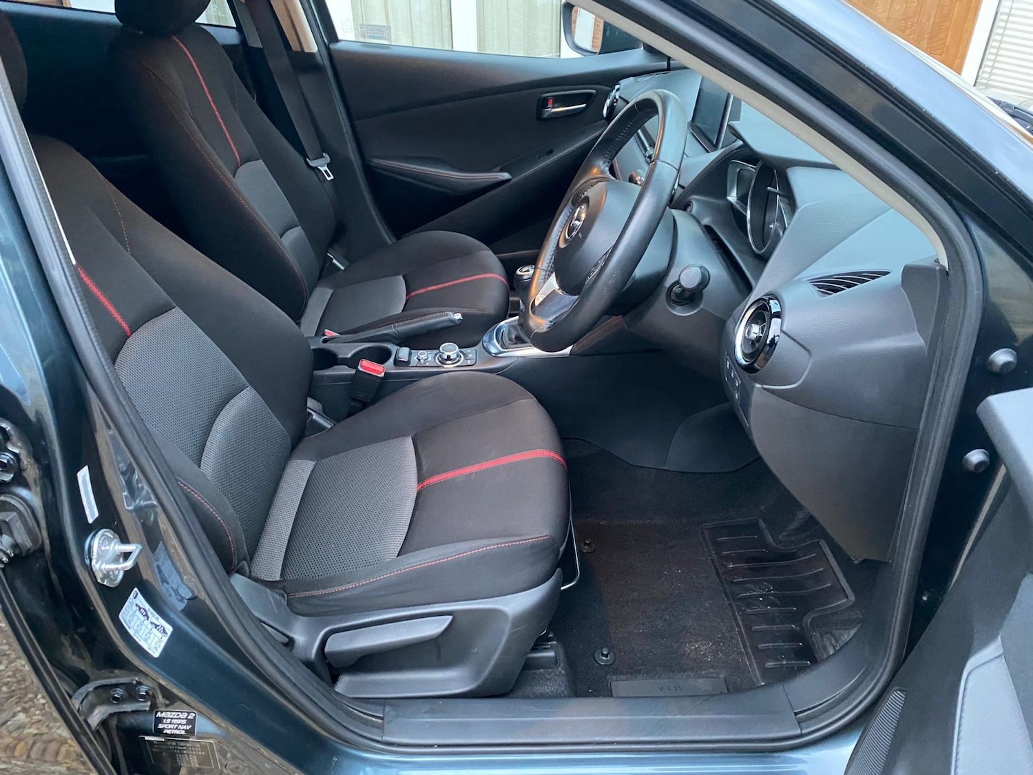 Used Mazda Mazda2 2016 for sale - 76960683: Photo 7