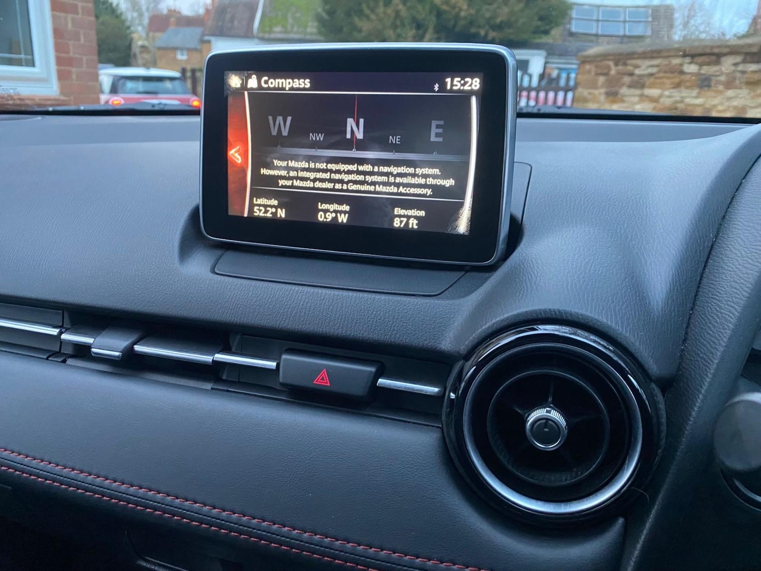 Used Mazda Mazda2 2016 for sale - 76960683: Photo 8