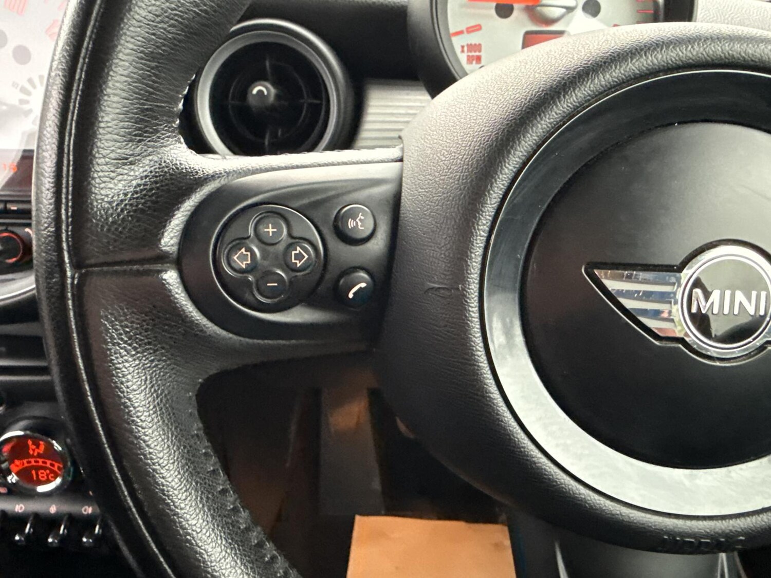 Used MINI Hatch 2011 for sale - 75874781: Photo 22