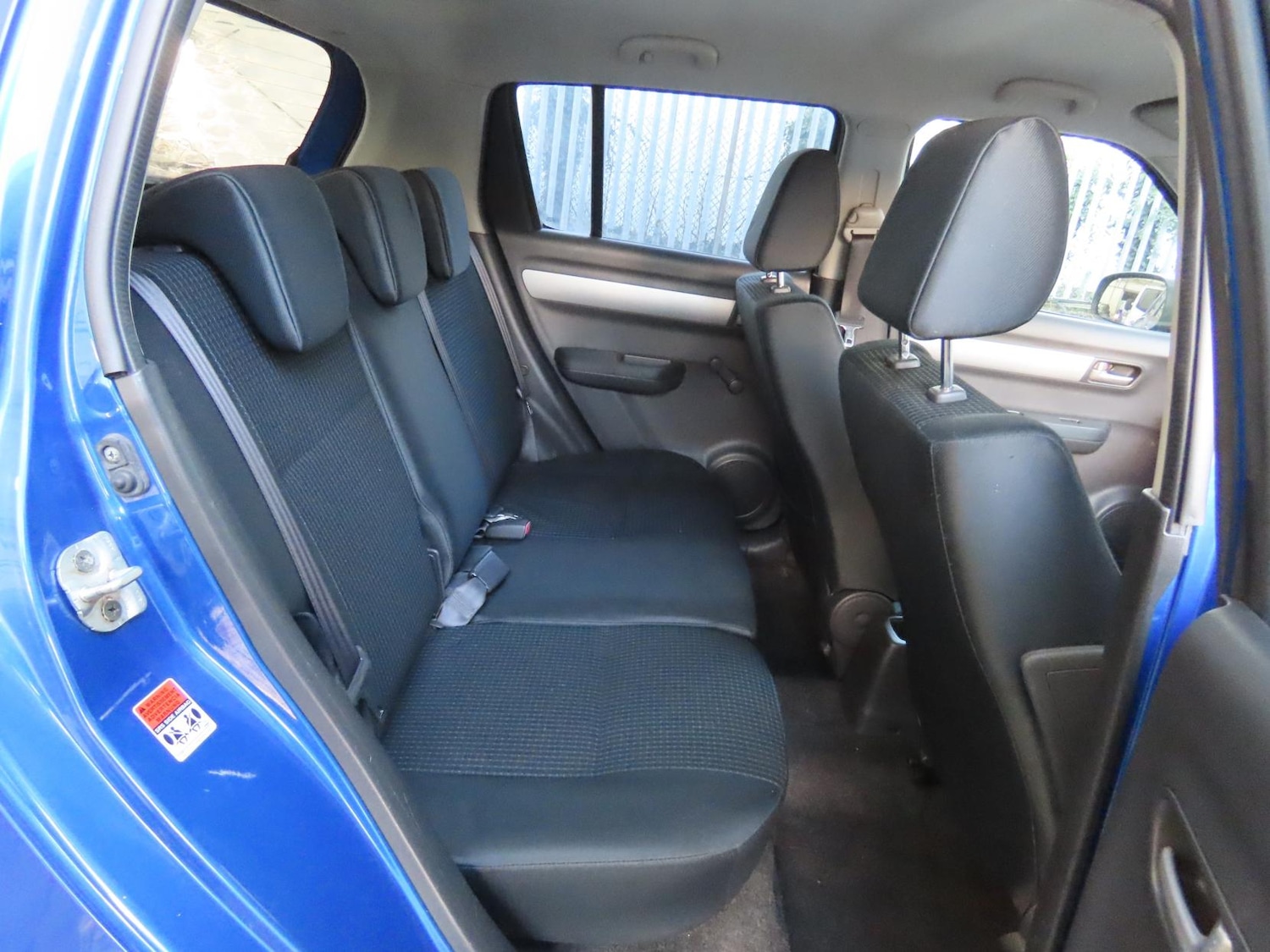 Used Suzuki Swift 2006 for sale - 77132100: Photo 3