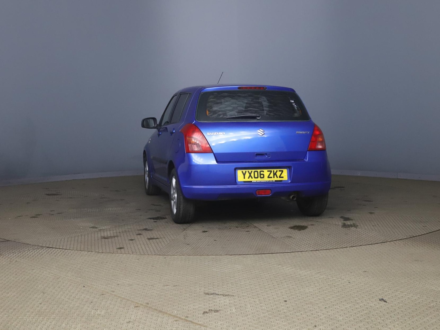 Used Suzuki Swift 2006 for sale - 77132100: Photo 8