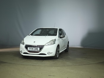 Used Peugeot 208 2014 for sale - 75556222: Photo