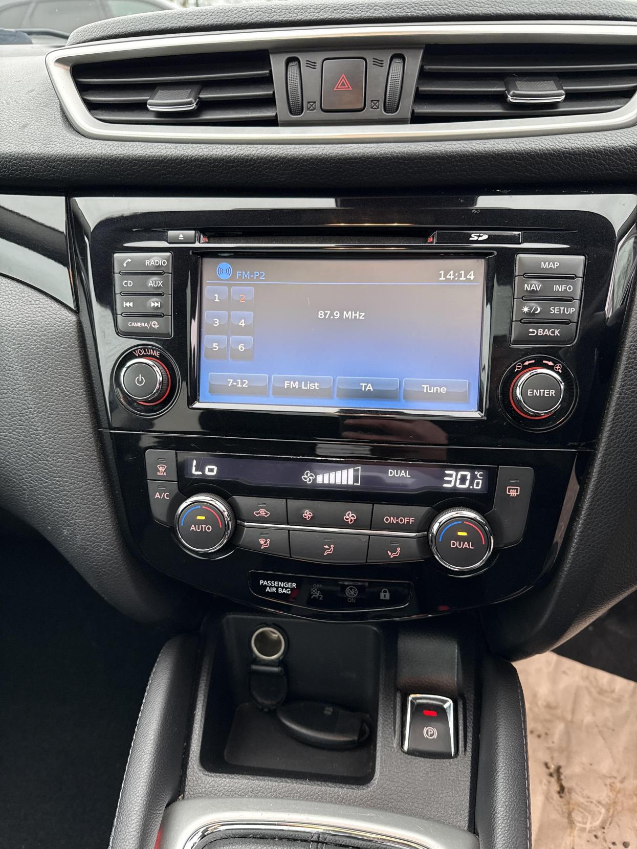 Used Nissan Qashqai 2014 for sale - 76691385: Photo 22