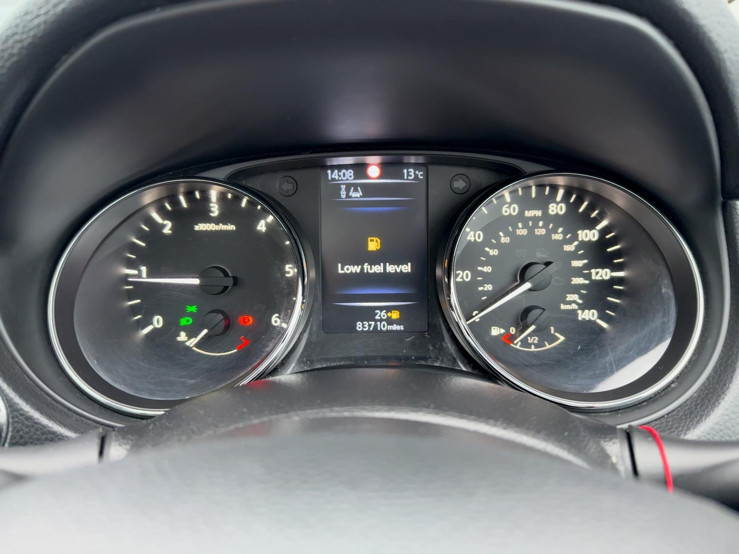 Used Nissan Qashqai 2014 for sale - 76691385: Photo 27