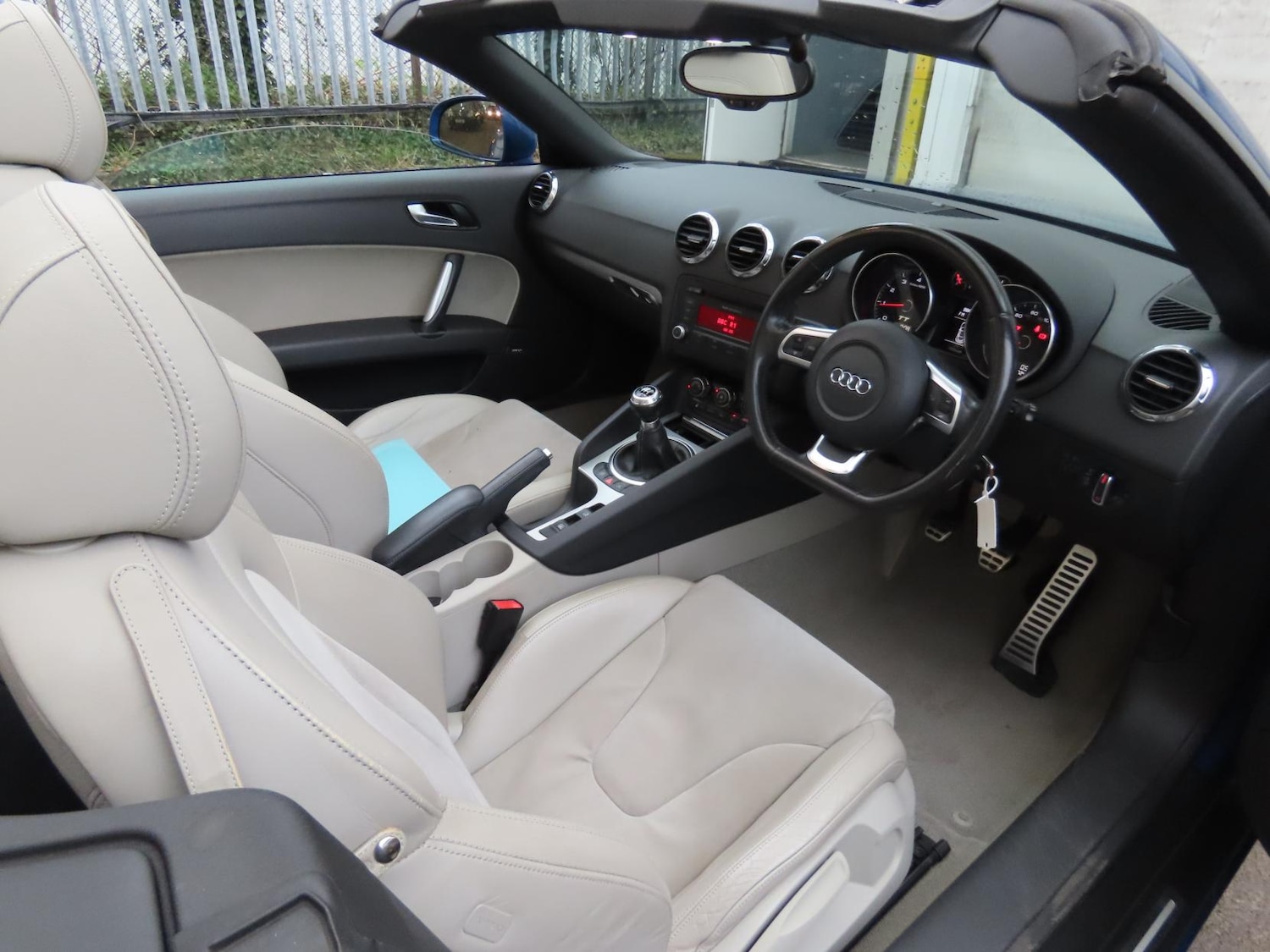 Used Audi TT 2011 for sale - 76178187: Photo 10