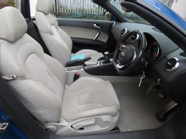 Used Audi TT 2011 for sale - 76178187: Photo 6