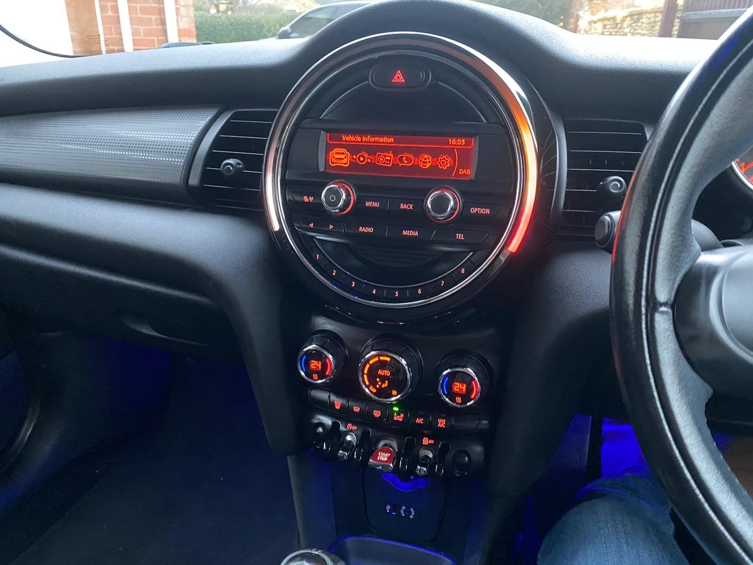 Used MINI Hatch 2015 for sale - 77028397: Photo 9