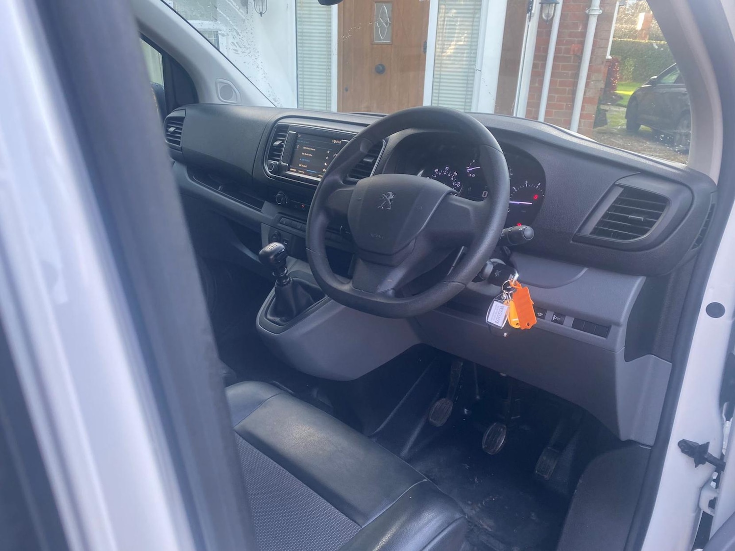 Used Peugeot Expert 2022 for sale - 76933415: Photo 2